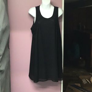 Skye+Skye mid thigh dress or tunic